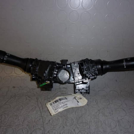 Bloc commodos occasion  TOYOTA YARIS III YARIS III Phase 1 2011-03-01->2015-04-30 D-4D 90ch   846520D190 