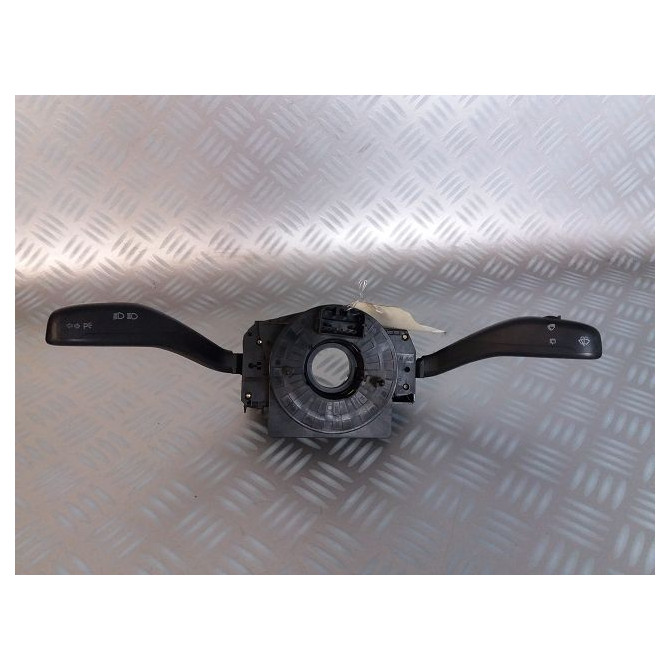 Bloc commodos occasion  Seat IBIZA III (6L1) 1.4 16v (2002-2007)     1