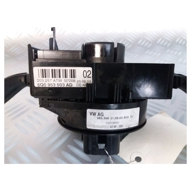 Bloc commodos occasion  Seat IBIZA III (6L1) 1.4 16v (2002-2007)     3