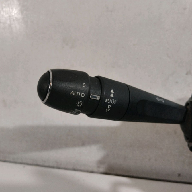 Bloc commodos occasion  Ds DS 4 / DS 4 CROSSBACK (NX_) 1.2 thp 130 (nxhnym) (2015-2018) 5 portes   98199448ZD  3