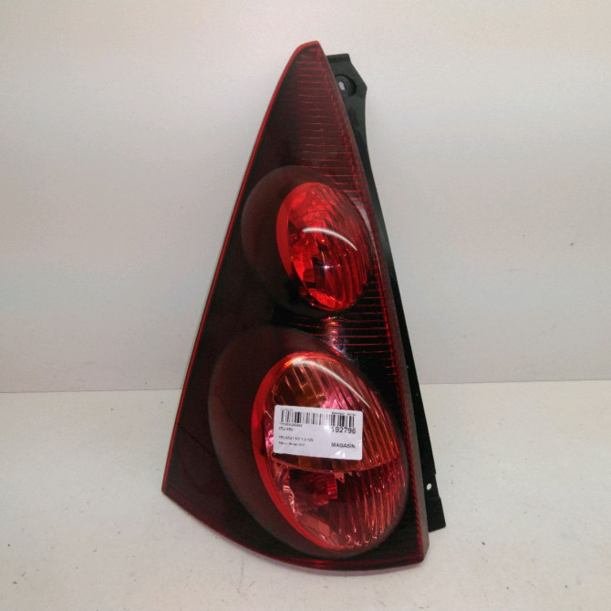 Feu arrière gauche occasion  Peugeot 107 (PM_, PN_) 1.0 (2005-2014) 3 portes   1607990580  1