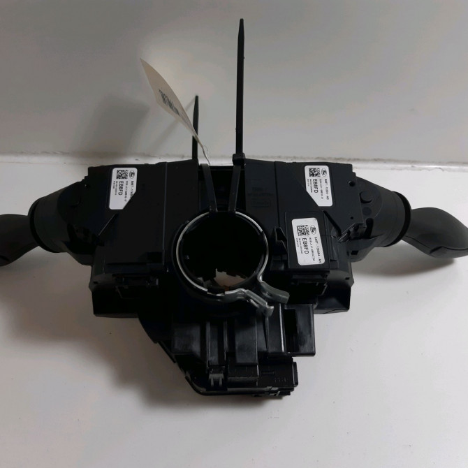 Bloc commodos occasion  Ford FIESTA VI (CB1, CCN) 1.4 tdci (2010-2012) 3 portes     4