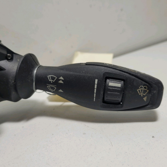 Bloc commodos occasion  Ford FIESTA VI (CB1, CCN) 1.4 tdci (2010-2012) 3 portes     3