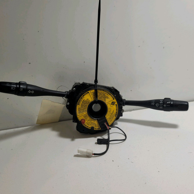 Bloc commodos occasion  Nissan PRIMERA Hatchback (P11) 1.6 16v (1996-2002)   255602F216  1