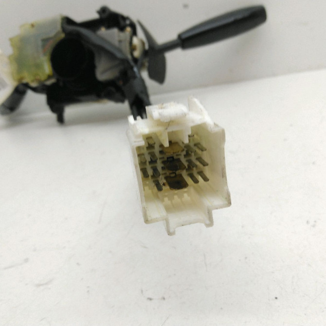 Bloc commodos occasion  Kia CARENS II Monospace (FJ) 2.0 crdi (2002)   K2FG66120B  5