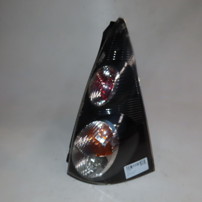 Feu arrière droit occasion  Citroën C1 (PM_, PN_) 1.0 (2005-2014) 5 portes   6351X8  1