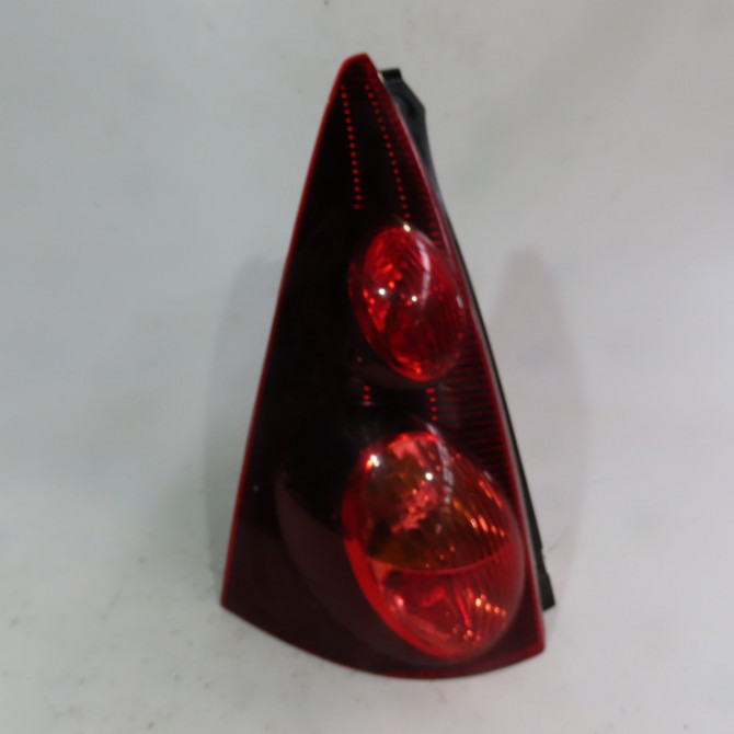 Feu arrière gauche occasion  Peugeot 107 (PM_, PN_) 1.0 (2005-2014) 3 portes   1607990580  1