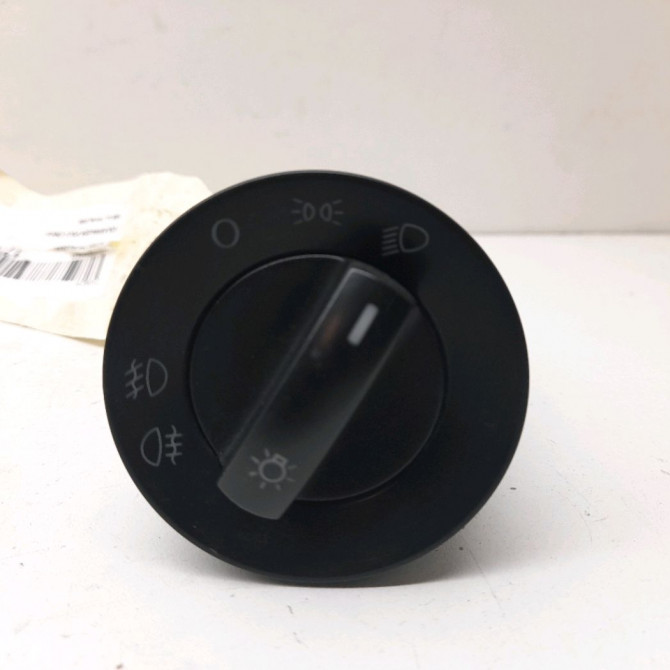 Interrupteur commande de phares occasion  Volkswagen vw POLO (9N_, 9A_) 1.9 tdi (2001-2009) 5 portes   6Q0953513F9B9  1