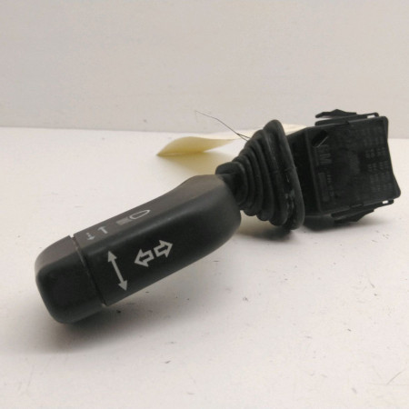 Commande eclairage occasion  Opel CORSA C (X01) 1.2 (f08, f68) (2000-2009)   9185413 