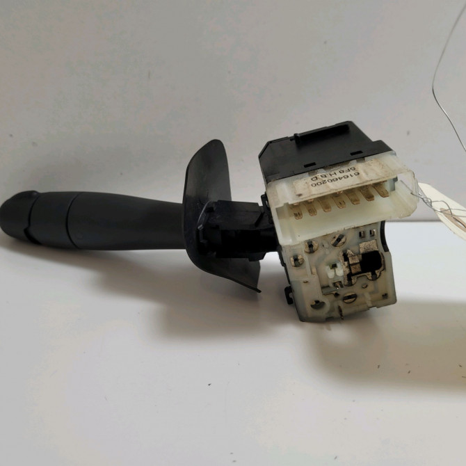 Commande essuie glace occasion  Renault CLIO II (BB_, CB_) 1.2 16v (bb05, bb0w, bb11, bb27, bb2t, bb2u, bb2v, cb05,... (2001-2016) 3 portes     2