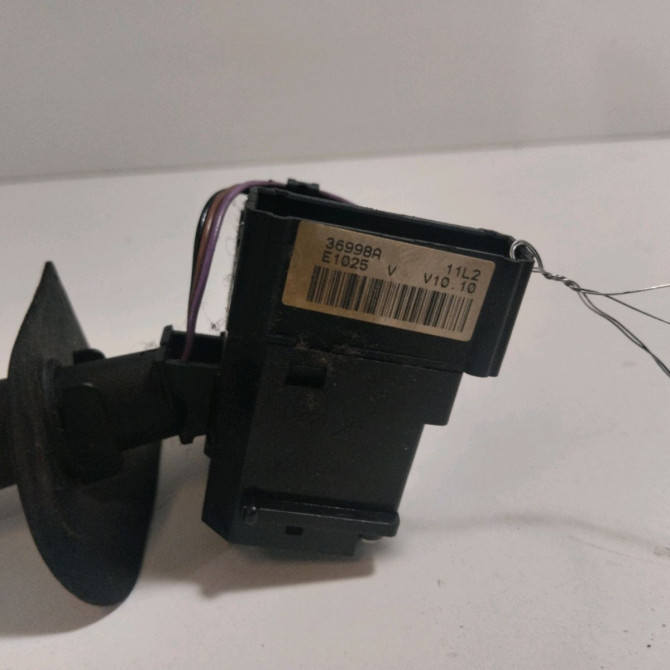 Commande eclairage occasion  Renault SCÉNIC I Monospace (JA0/1_, FA0_) 1.9 dti (ja1u) (2001-2003)   7701047255  2