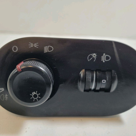 Interrupteur commande de phares occasion  Seat CORDOBA (6L2) 1.4 tdi (2002-2005)   6Q0953503BM01C 