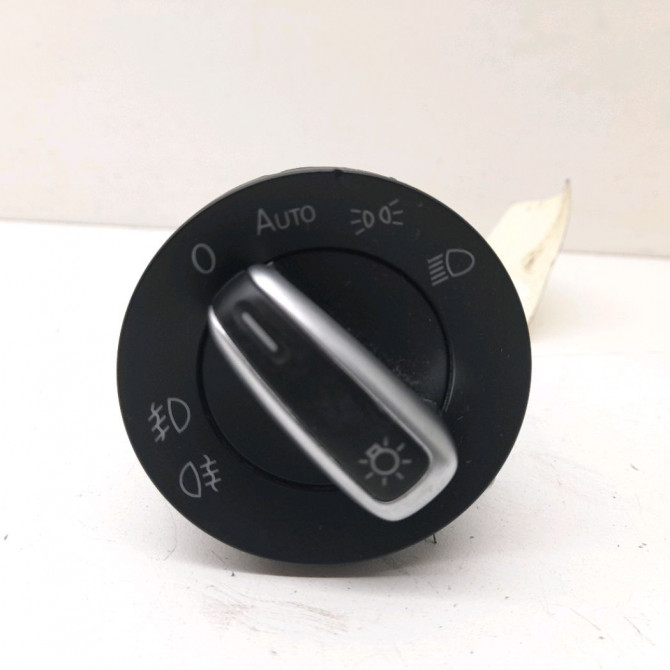 Interrupteur commande de phares occasion  Volkswagen vw CADDY III Monospace (2KB, 2KJ, 2CB, 2CJ) 1.6 tdi (2010-2015)   3C8941431AXSH  1