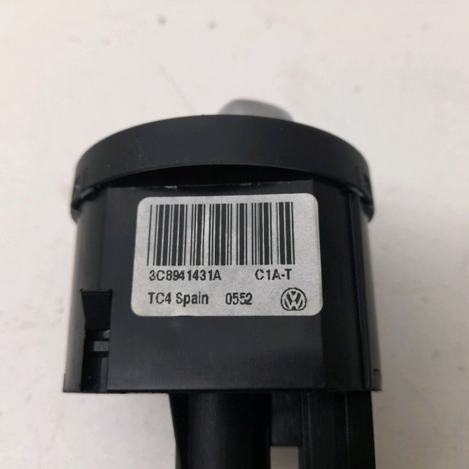 Interrupteur commande de phares occasion  Volkswagen vw CADDY III Monospace (2KB, 2KJ, 2CB, 2CJ) 1.6 tdi (2010-2015)   3C8941431AXSH  2