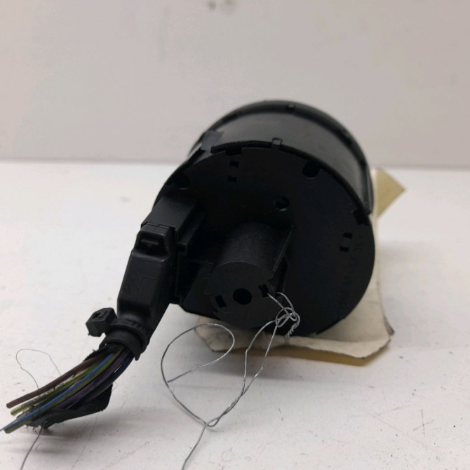 Interrupteur commande de phares occasion  Volkswagen vw CADDY III Monospace (2KB, 2KJ, 2CB, 2CJ) 1.6 tdi (2010-2015)   3C8941431AXSH  3