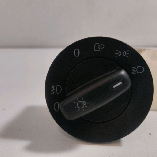 Interrupteur commande de phares occasion  Volkswagen vw JETTA III (1K2) 1.9 tdi (2005-2010)   3C8941431AXSH  1