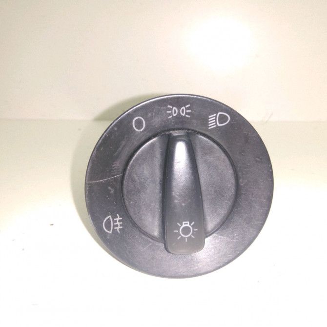 Interrupteur commande de phares occasion  Volkswagen vw GOLF IV (1J1) 1.9 sdi (1997-2005)   1C094153120H  1