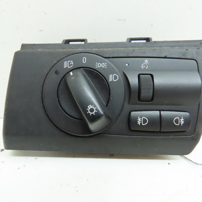 Interrupteur commande de phares occasion  B.M.W. X3 I Phase 2 08-2006->08-2010   61313420278  1