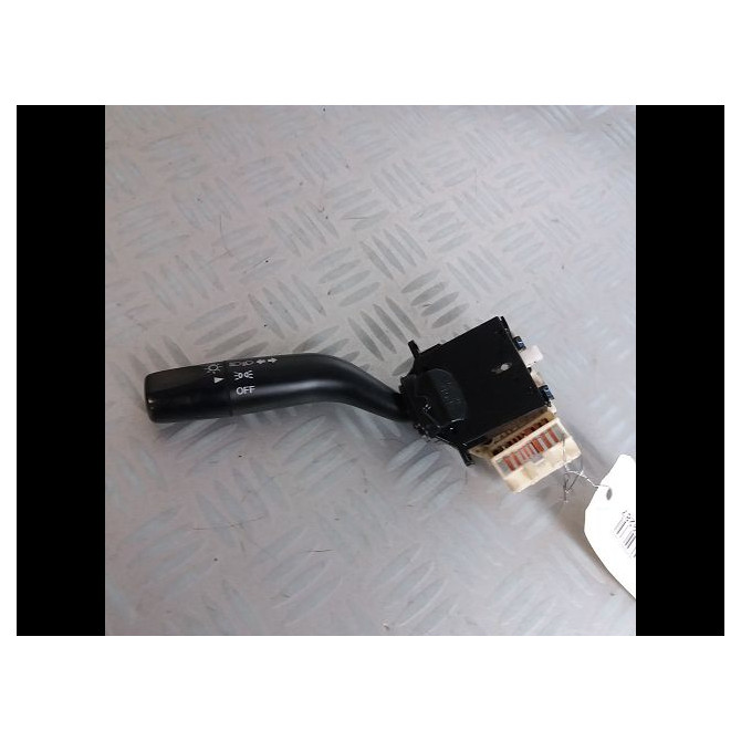 Commande eclairage occasion  Mazda 626 V Hatchback (GF) 2.0 turbo di (gffp) (1998-2002)     1