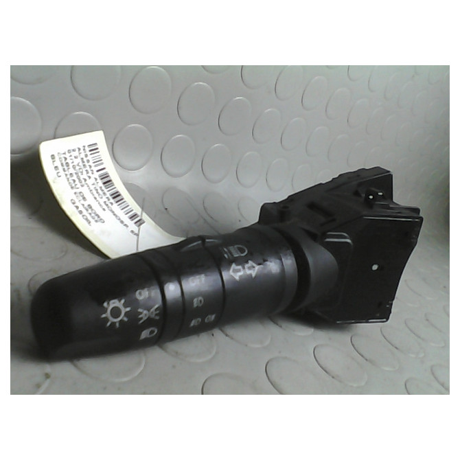 Commande eclairage occasion  NISSAN ALMERA TINO Phase 1 07-2000->04-2003 2.2 VDI     2
