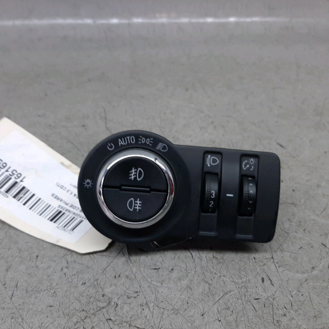 Interrupteur commande de phares occasion  Opel ASTRA J (P10) 1.3 cdti (68) (2009-2015) 5 portes   13268710  1
