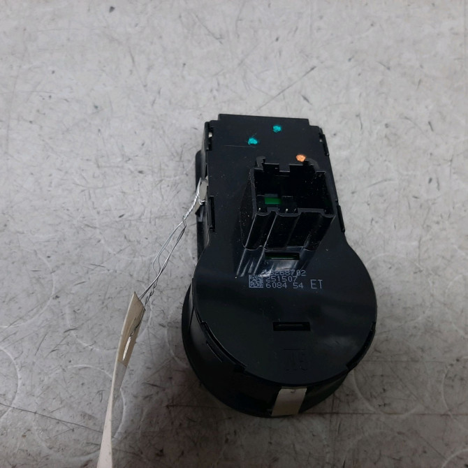 Interrupteur commande de phares occasion  Opel ASTRA J (P10) 1.3 cdti (68) (2009-2015) 5 portes   13268710  2