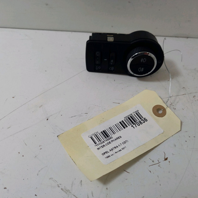 Interrupteur commande de phares occasion  Opel ASTRA J (P10) 1.7 cdti (68) (2009-2015)   13268707  1