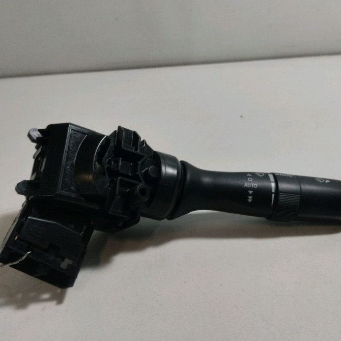 Commande essuie glace occasion  Toyota AVENSIS A trois volumes (_T27_) 2.0 d-4d (adt270_) (2011-2018)   8465205180  1