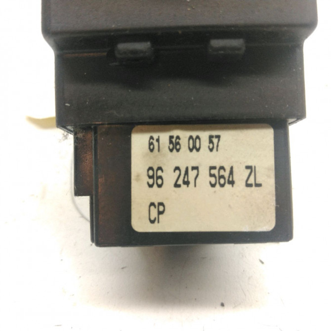 Commande eclairage occasion  PEUGEOT 306 Phase 2 CAB 04-1997->03-2002 1.6i 90ch   625370  2