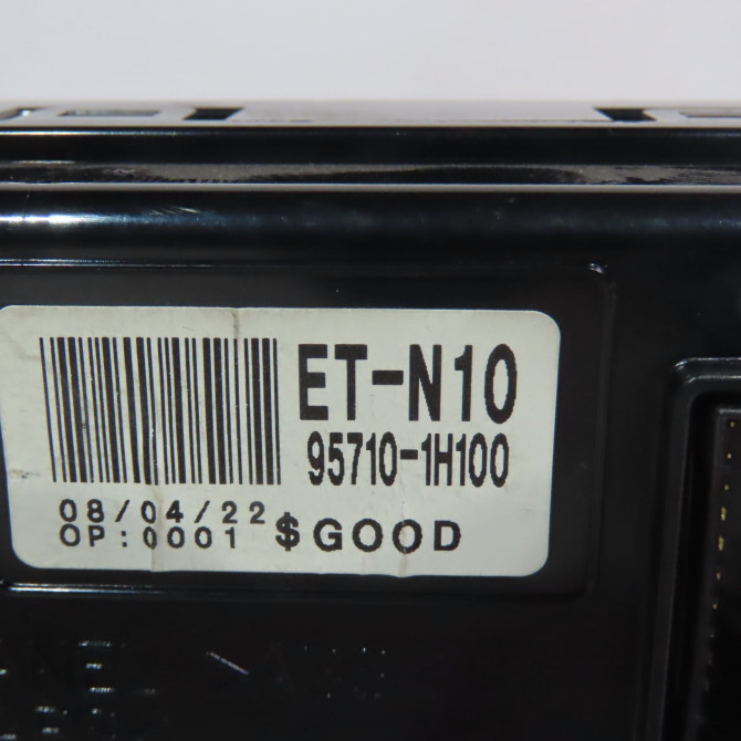 Afficheur digital occasion  Kia CEE'D 3/5 portes (ED) 1.6 crdi 115 (2006-2012)   957101H100  2