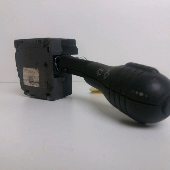 Commande essuie glace occasion  RENAULT TWINGO I Phase 1 04-1993->08-1998 Twingo 12.96>08.98   7700832722  2