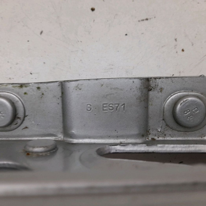 Compas g coffre ar occasion  Peugeot 407 (6D_) 2.0 hdi 135 (6drhrh, 6drhre, 6drhrg, 6drhrj) (2004-2010) 4 portes     2