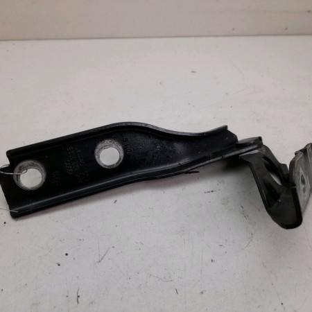 Compas d capot occasion  Audi A3 Sportback (8PA) 1.6 tdi (2009-2013)   8P0823302B 