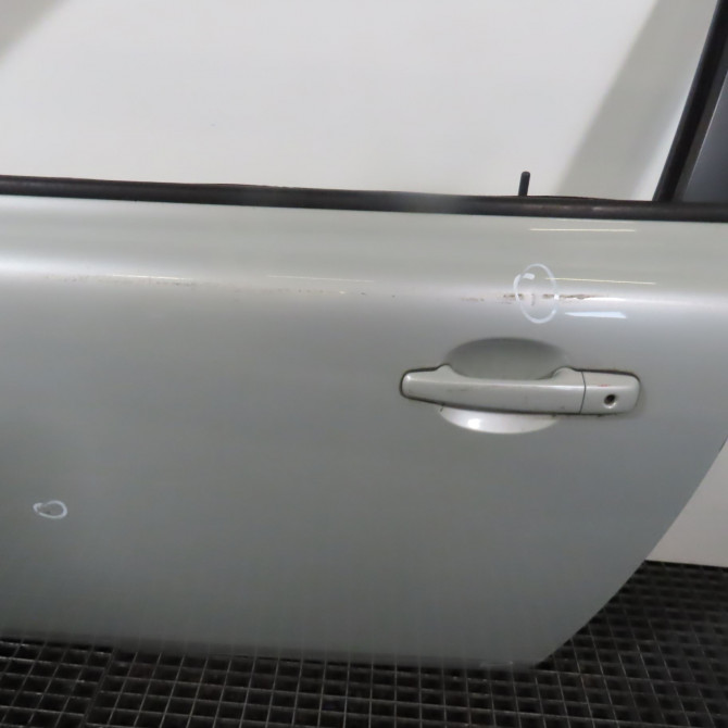 Porte avant gauche occasion  Volvo C30 (533) 2.0 d (2006-2012)   31335483  4