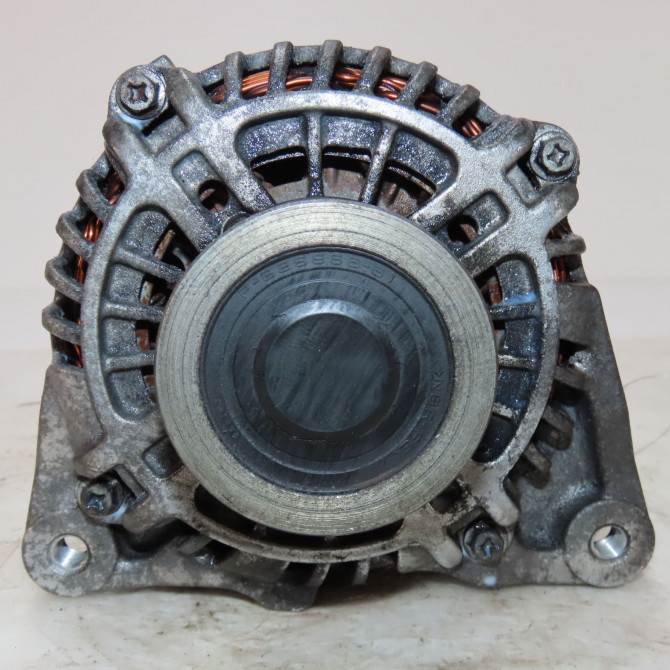 Alternateur occasion  Mazda 6 Hatchback (GG) 2.0 di (gg14) (2002-2007)   RF7J18300B  1