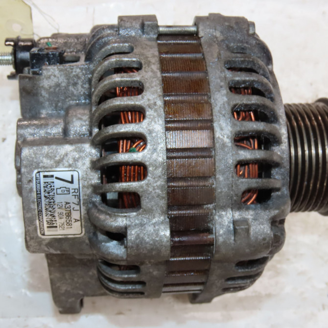 Alternateur occasion  Mazda 6 Hatchback (GG) 2.0 di (gg14) (2002-2007)   RF7J18300B  4