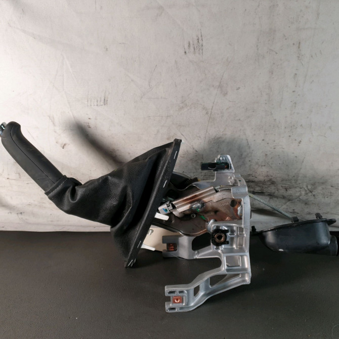 Levier frein a main occasion  OPEL ASTRA V (K) Phase 1 BREAK 02-2016->...   39133699  1