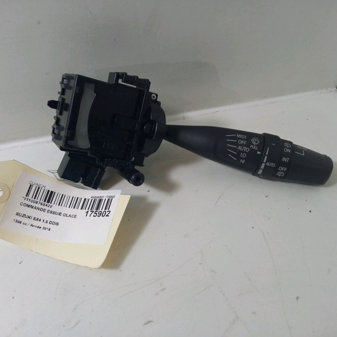Commande essuie glace occasion  Suzuki SX4 S-CROSS (JY) 1.6 ddis allgrip (akk 416d) (2013)   3731068L20  1