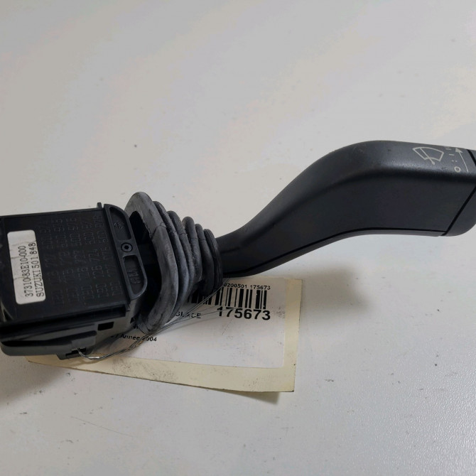 Commande essuie glace occasion  Suzuki IGNIS II (MH) 1.3 (rm413) (2003)   3731083E10  1