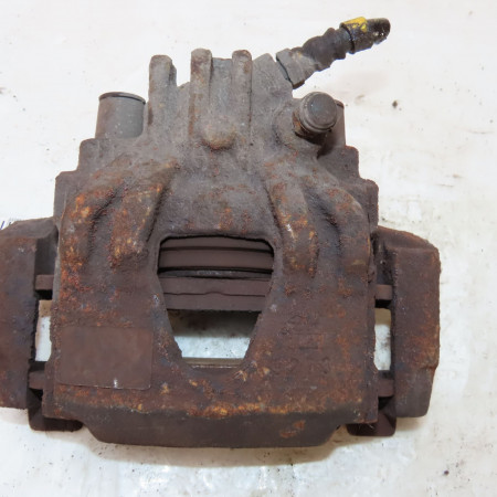 Etrier de frein avant gauche occasion  Citroën XSARA (N1) 1.8 i (1997-2000)   441059 