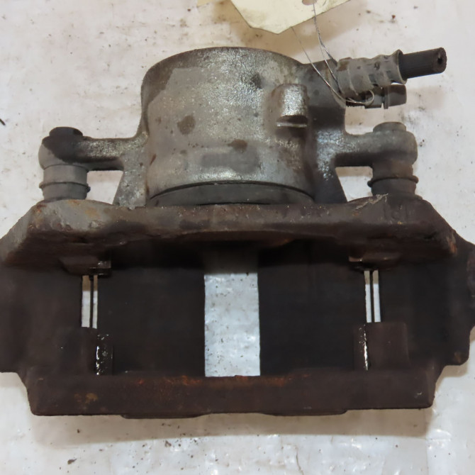 Etrier de frein avant gauche occasion  Mercedes-benz CLASSE A (W169) A 180 cdi (169.007, 169.307) (2004-2012) 5 portes   1694201383  3