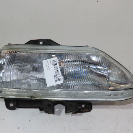 Phare droit occasion  Renault LAGUNA I (B56_, 556_) 1.8 (1995-2001)   7701038264 