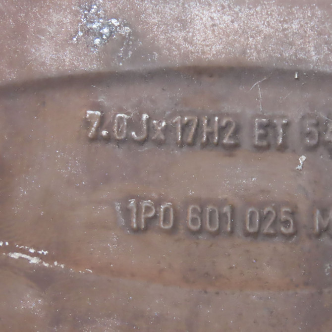 Jante aluminium occasion  Seat ALTEA (5P1) 1.6 tdi (2009)   1P0601025M72V  2