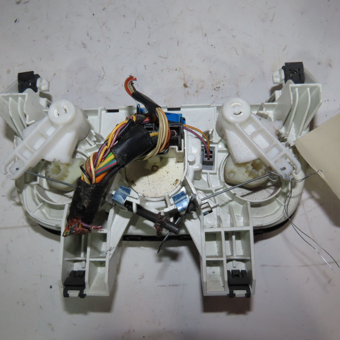 Commande de chauffage occasion  Fiat DOBLO Cargo (263_) 1.3 d multijet (2010)   735498657  2