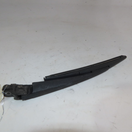 Bras essuie-glace arrière occasion  Suzuki SWIFT IV (FZ, NZ) 1.2 (azh 412) (2010)   3882151K02 