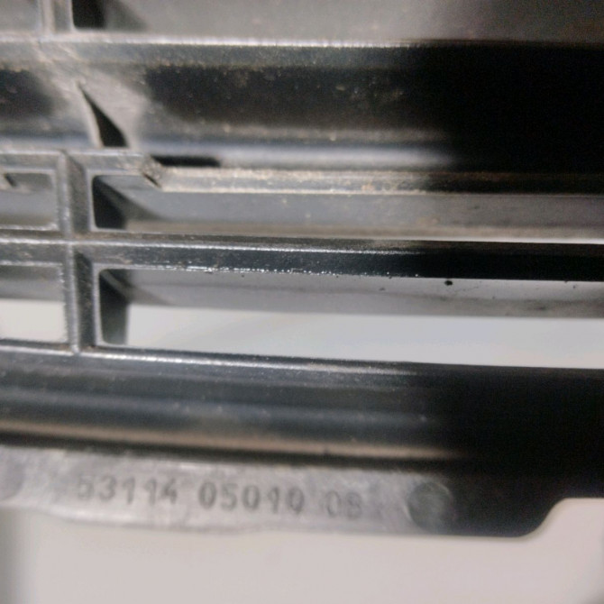 Calandre occasion  Toyota AVENSIS (_T22_) 2.0 d-4d (cdt220_) (1999-2003)   5310005901  2