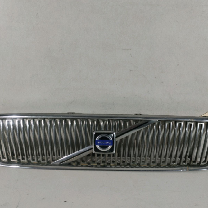 Calandre occasion  Volvo V50 (545) 2.0 d (2004-2010)   8678680  1