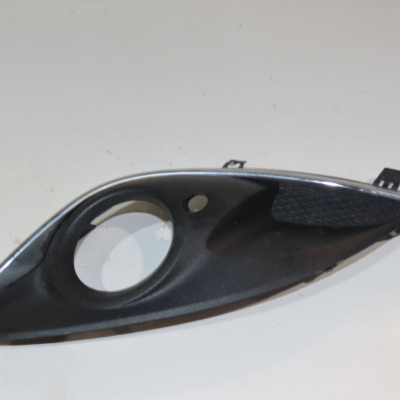 Enjoliveur d pare-choc av occasion  Opel CORSA D (S07) 1.2 (l08, l68) (2006-2014) 5 portes   13286026 