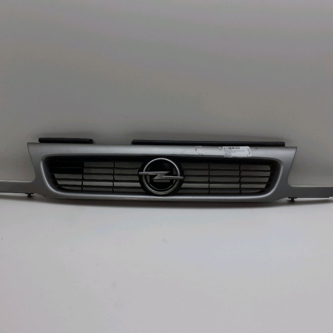 Calandre occasion  OPEL ASTRA I Phase 2 07-1994->03-1998 1.7 D   90510961  1
