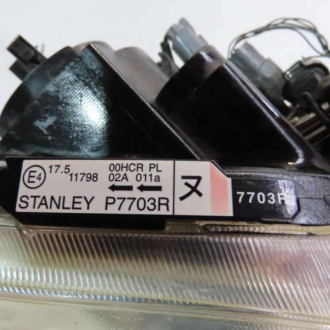 Phare droit occasion  Mazda 5 (CR19) 2.0 cd (cr19) (2005-2010)   CD87510K0C  2